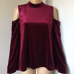 Anthropologie Moon River Red Cold Shoulder Top, M